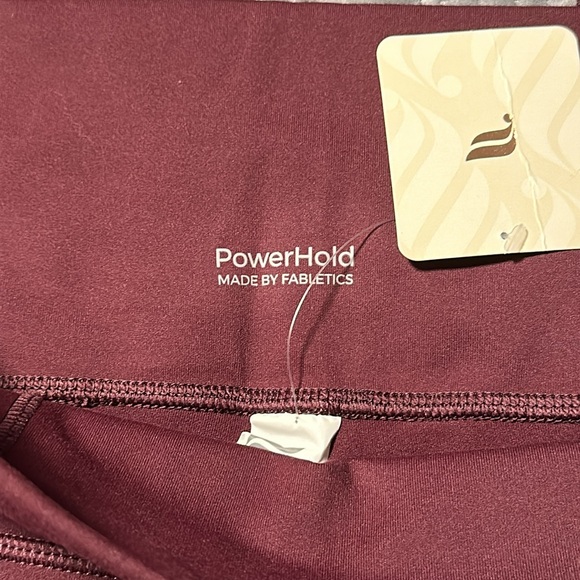 Fabletics Define High-Waisted 7/8 Bright Burgundy Leggings, NWT’s, Size XXL/1X - Picture 9 of 9